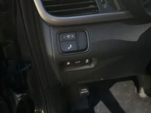 Used 2018 Kia Optima S w/ Panoramic Sunroof Package image 23