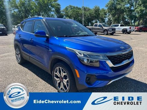 Used 2021 Kia Seltos S AWD/4WD image 1