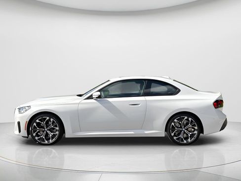 Certified 2026 BMW 230i Coupe w/ Premium Package RWD image 8