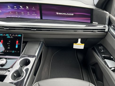 New 2026 Cadillac Escalade Sport image 36