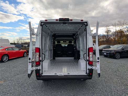 New 2026 RAM ProMaster 2500 w/ Power Group image 9