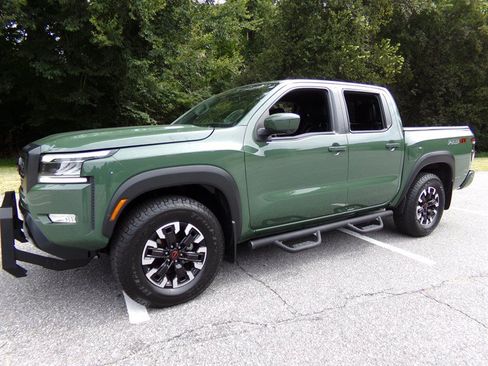 Used 2022 Nissan Frontier PRO-4X AWD/4WD image 1