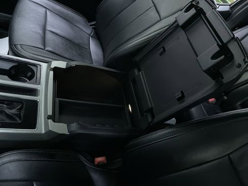 Used 2019 Ford F150 Lariat image 27