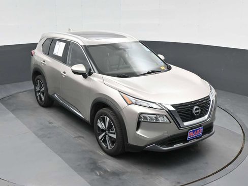 Used 2023 Nissan Rogue SL FWD image 19