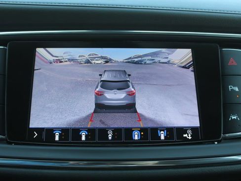 Used 2020 Buick Enclave Avenir w/ Avenir Technology Package image 39