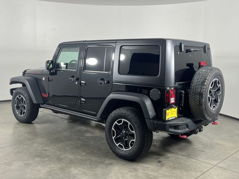 Used 2017 Jeep Wrangler Unlimited Rubicon AWD/4WD image 5