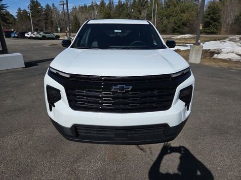 New 2026 Chevrolet Traverse LT w/ Midnight/Sport Edition image 2