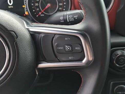 Used 2018 Jeep Wrangler Unlimited Rubicon AWD/4WD image 25
