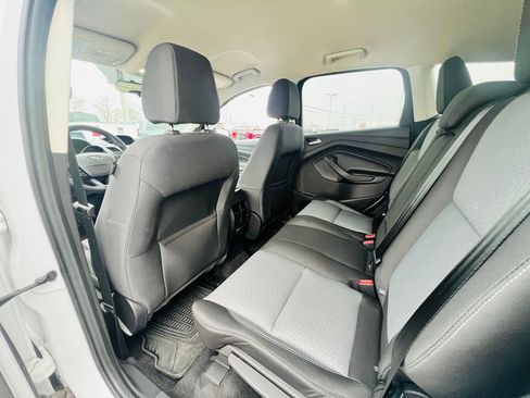 Used 2017 Ford Escape SE w/ SE Cold Weather Package image 30