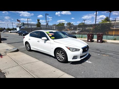 Used 2015 INFINITI Q50 Premium image 1