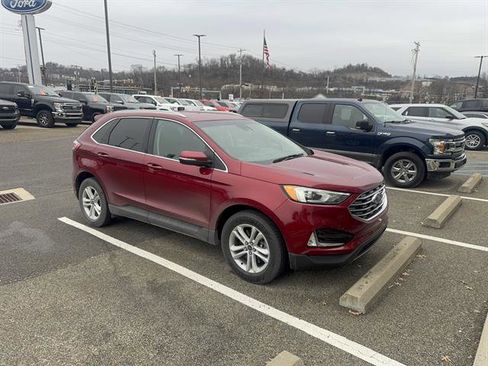 Used 2019 Ford Edge SEL w/ Equipment Group 201A image 3