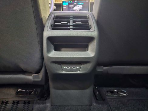 New 2025 Volkswagen Tiguan S image 19