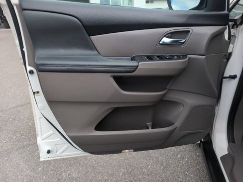 Used 2016 Honda Odyssey EX-L image 18