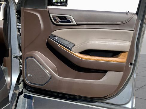 Used 2019 GMC Yukon Denali w/ Denali Ultimate Package AWD/4WD image 21