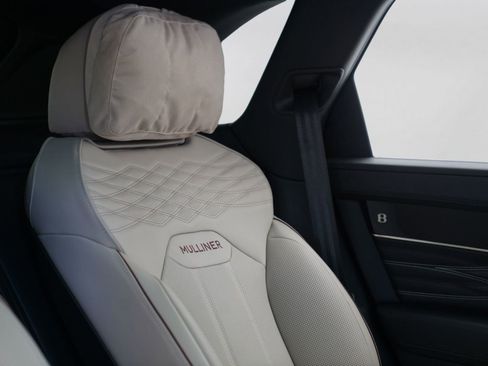 New 2026 Bentley Bentayga Extended Wheelbase AWD/4WD image 37