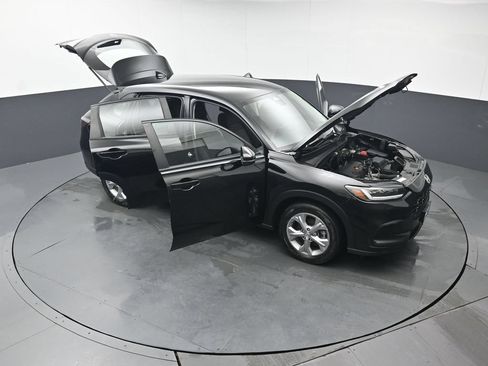 Certified 2024 Honda HR-V LX image 49