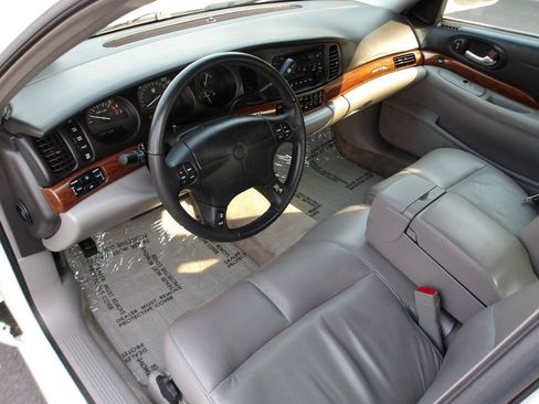 Used 2004 Buick Le Sabre Custom FWD image 9