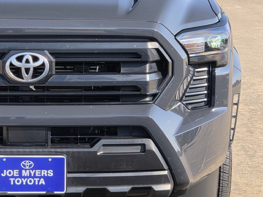 Used 2024 Toyota Tacoma SR RWD image 4