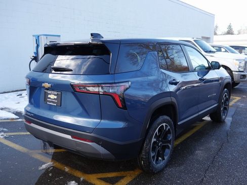 New 2026 Chevrolet Equinox LT image 7