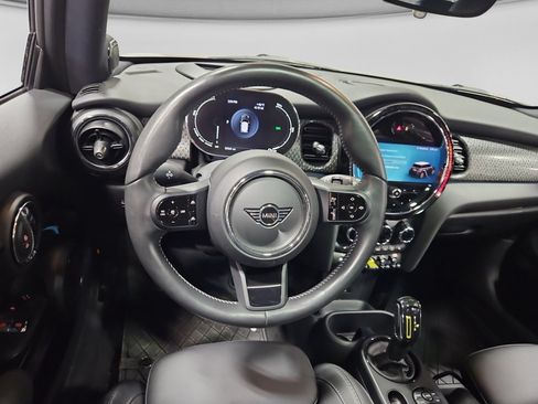 Used 2022 MINI Cooper SE FWD image 8