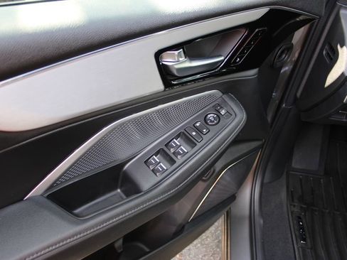 New 2026 Acura MDX SH-AWD image 28