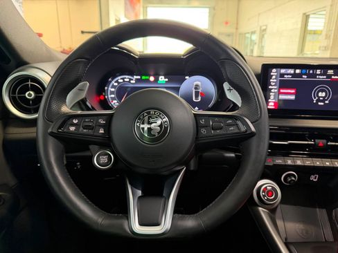 Used 2024 Alfa Romeo Tonale Veloce AWD/4WD image 30