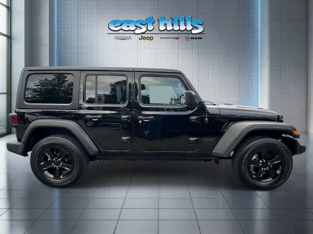 Used 2022 Jeep Wrangler Unlimited Sport AWD/4WD image 2