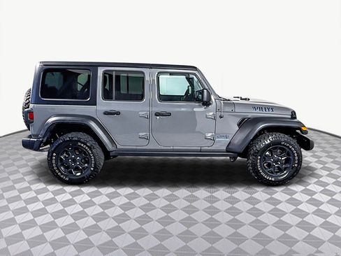 Used 2023 Jeep Wrangler Unlimited w/ Cold Weather Group image 11