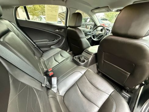 Used 2019 Chevrolet Volt LT w/ Power Convenience Package image 19