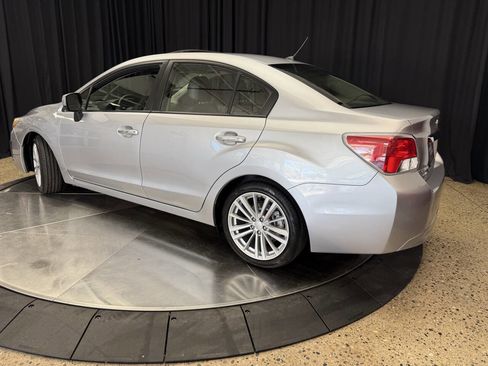 Used 2012 Subaru Impreza 2.0i Limited AWD/4WD image 5