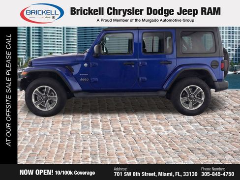 Used 2018 Jeep Wrangler Unlimited Sahara AWD/4WD image 4