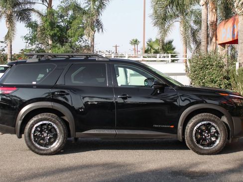 Used 2023 Nissan Pathfinder Rock Creek image 10