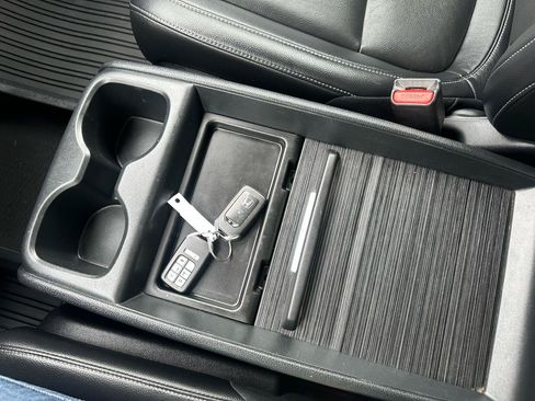Used 2023 Honda Odyssey Touring image 23
