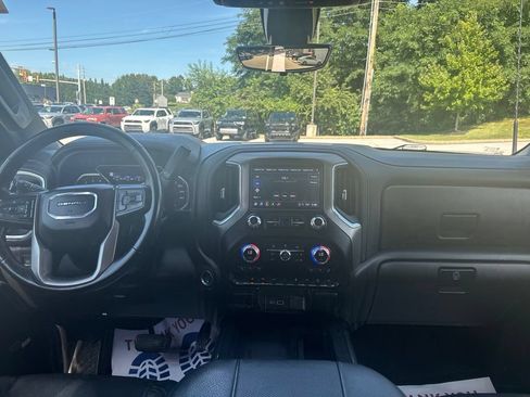Used 2023 GMC Sierra 2500 Denali w/ Denali Ultimate Package AWD/4WD image 22