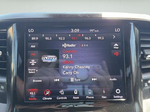 Used 2021 RAM 1500 Laramie AWD/4WD image 21