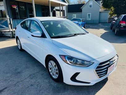 Used 2017 Hyundai Elantra SE