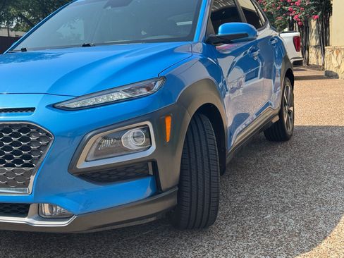 Used 2020 Hyundai Kona Limited AWD/4WD image 3