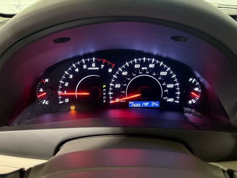 Used 2010 Toyota Camry SE image 15