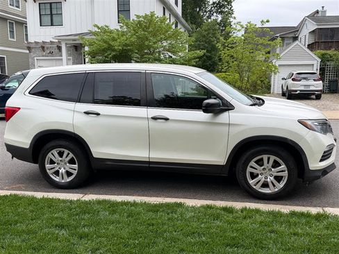 Used 2018 Honda Pilot LX image 6