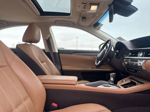 Used 2016 Lexus ES 350 image 21