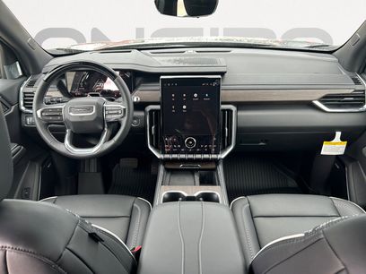 New 2026 GMC Acadia Denali w/ Super Cruise Package