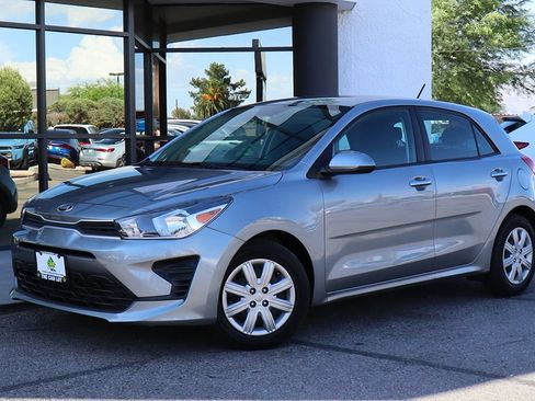 Used 2021 Kia Rio S FWD image 2