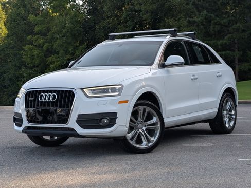 Used 2015 Audi Q3 2.0T Prestige AWD/4WD image 4