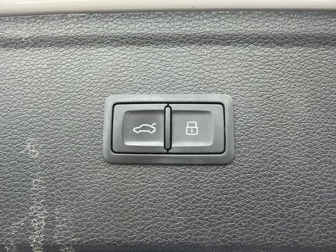 Used 2020 Audi Q5 2.0T Premium Plus AWD/4WD image 19