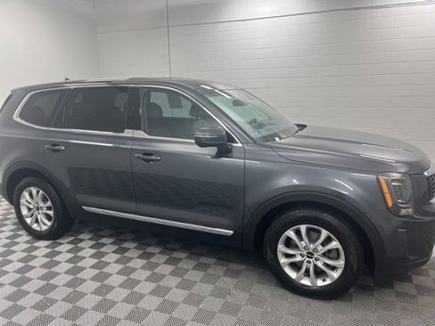 Used 2022 Kia Telluride LX image 4