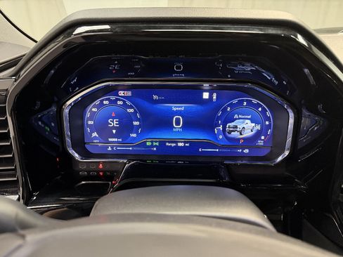 Certified 2025 Chevrolet Silverado 1500 LT Trail Boss w/ Convenience Package II AWD/4WD image 25