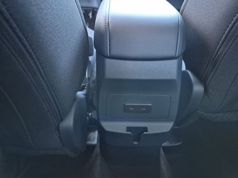 New 2025 Ford Maverick XL image 15