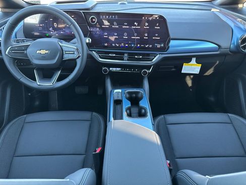 New 2026 Chevrolet Equinox EV LT w/ Convenience Package II image 12