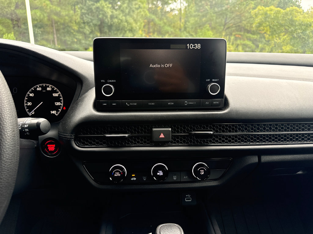 Certified 2025 Honda HR-V LX image 19