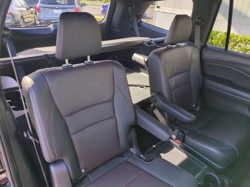 Used 2020 Honda Pilot Black Edition image 31